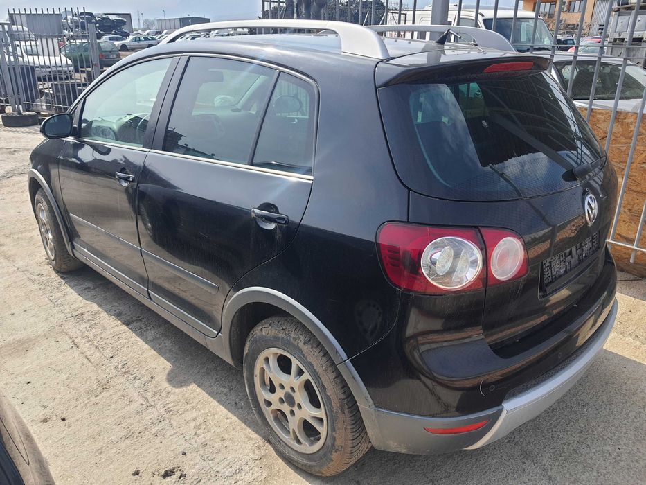 На части!  VW Golf Plus 1.6 FSI