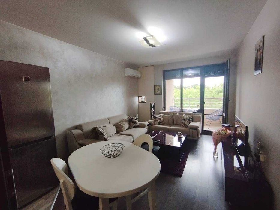 Продава се Тристаен апартамент в Пловдив, Каменица 2 - 109 кв.м за 2606 €/кв.м - Снимка #1