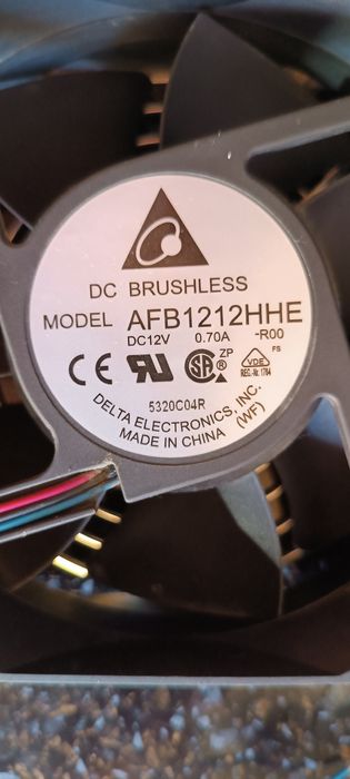 Вентилятор охлаждения.куллер