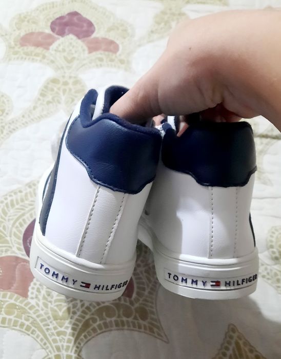 Adidași pentru copii Tommy Hilfiger originali nr.32,interior 20.6 cm