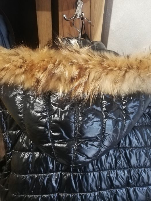 Продавам  дамска грейка Pillip PPlein  И яке  Никалсън оргинални.