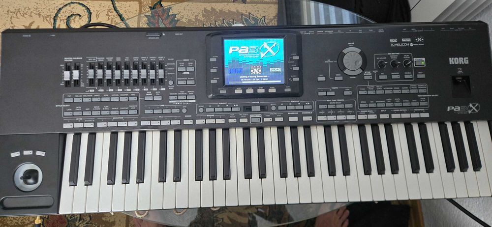 Korg Pa3x,256 ram