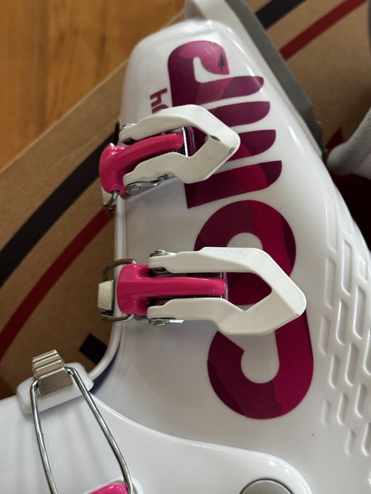 Clapari Rossignol J4 nr.37