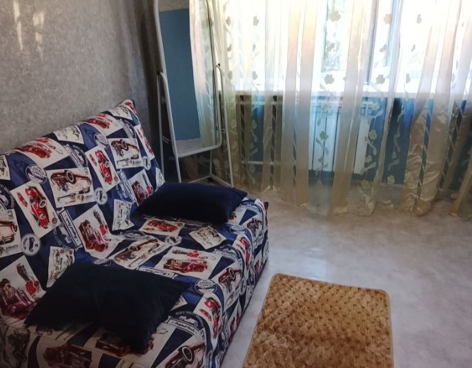 Продам ком в общежитии . Центр