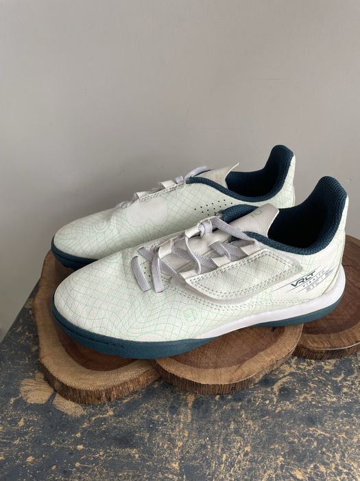 Футболни обувки Kipsta