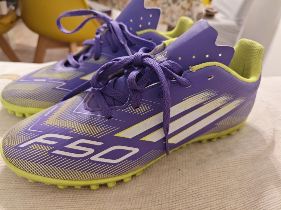 Детски стоножки Adidas F50. 38.5 рр