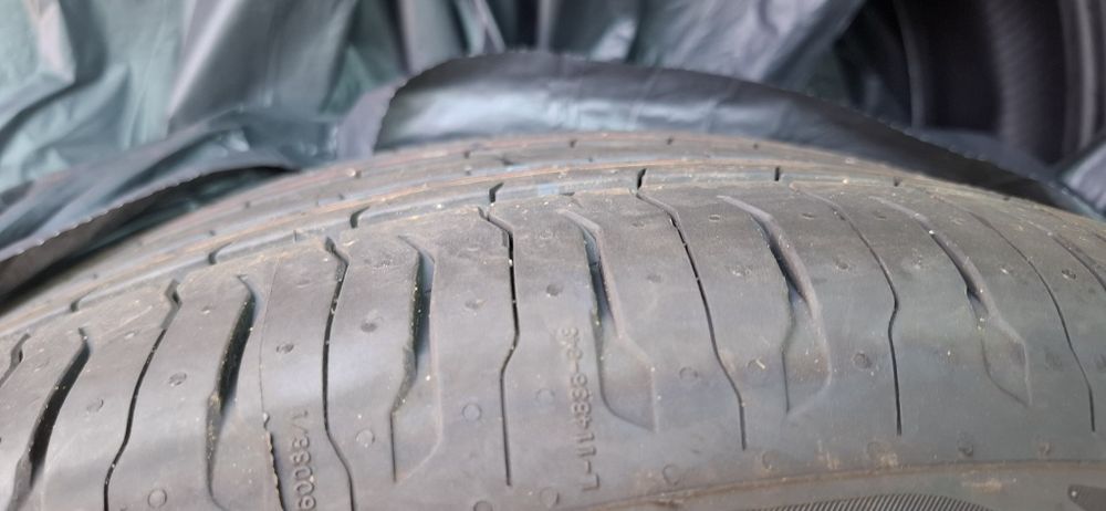 Anvelope Vara Continental ECO CONTACT 6 235/55R18 104V XL