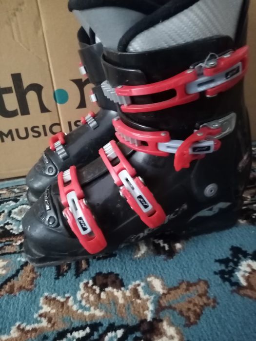 Clăpari nordica 38-38