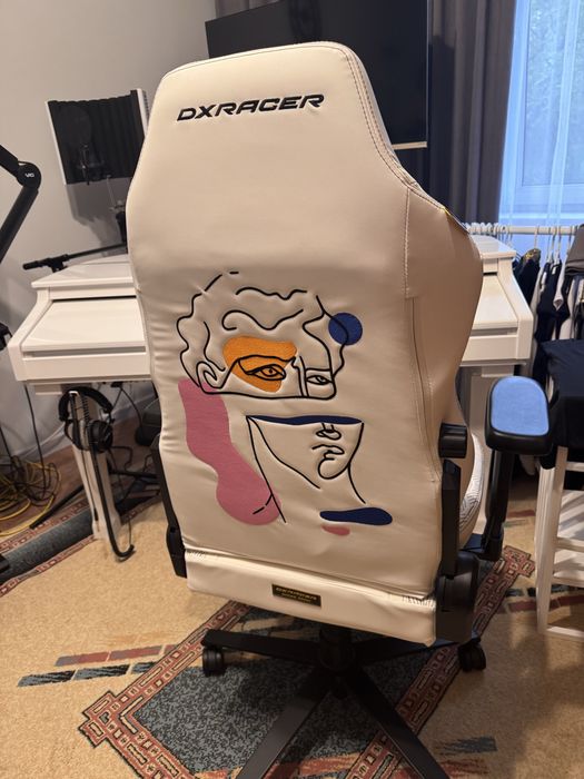 Кресло DX RACER Craft Series Thinker