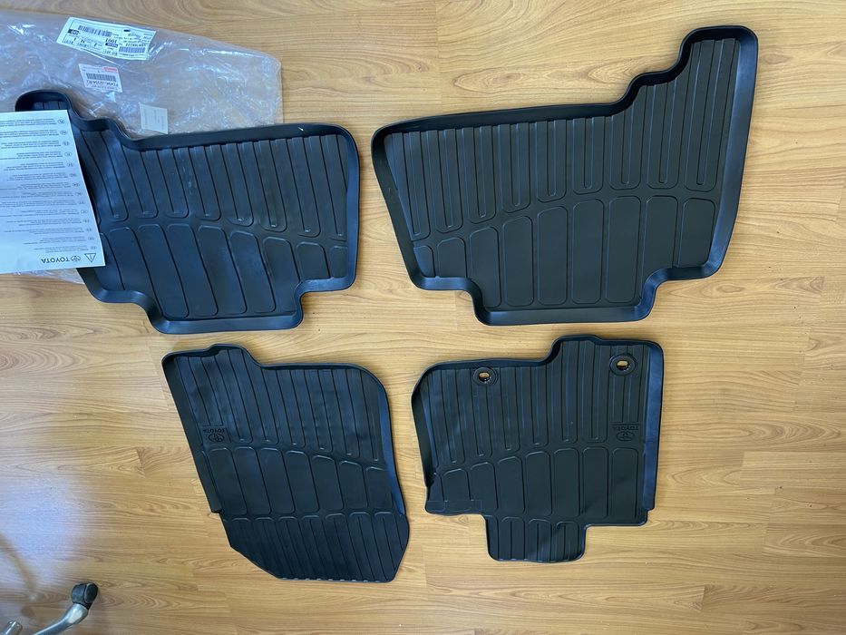 Set Covorase Noi All Weather Iarna Toyota Land Cruiser 150 Executive