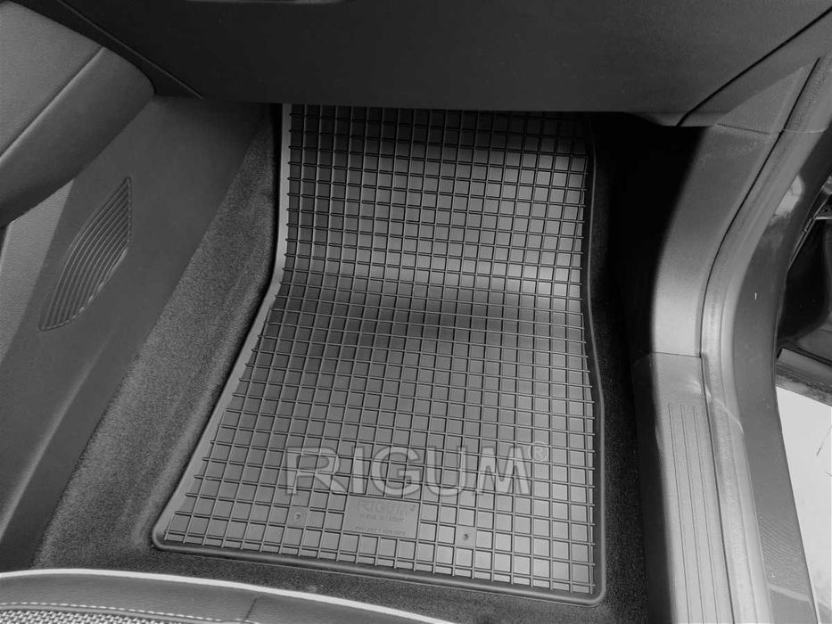 Гумени стелки или багажник MITSUBISHI ASX след 2023 г.