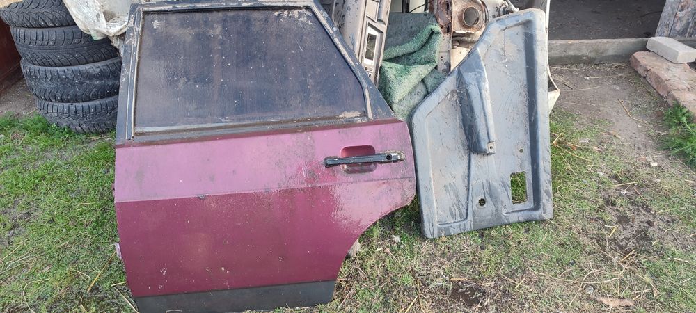 Багажник на Ауди 80 б3