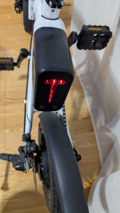 Bicicleta electrica pliabila Dat Ev