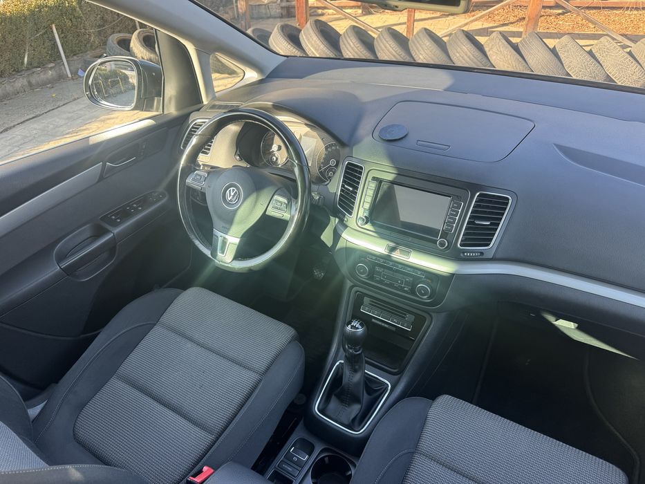 Sharan 2012/ 7 locuri / 2.0 tdi import Germania