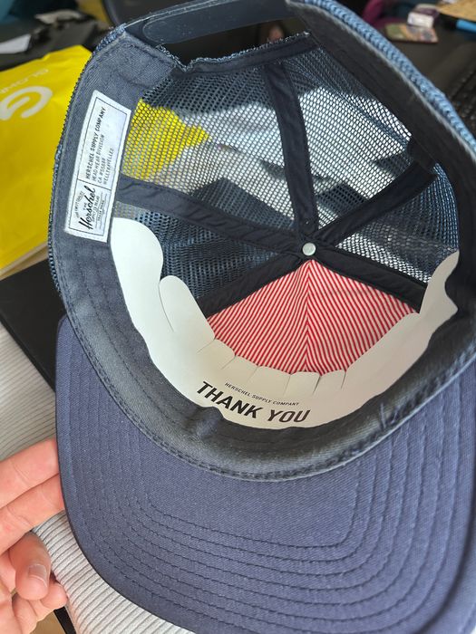 Sapca trucker Herschel noua bleumarin