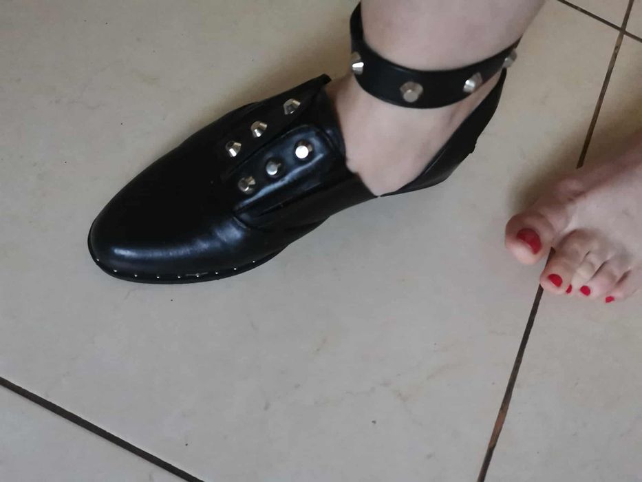 Pantofi dama eleganti