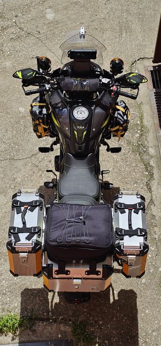 Vând Benelli TRK702X