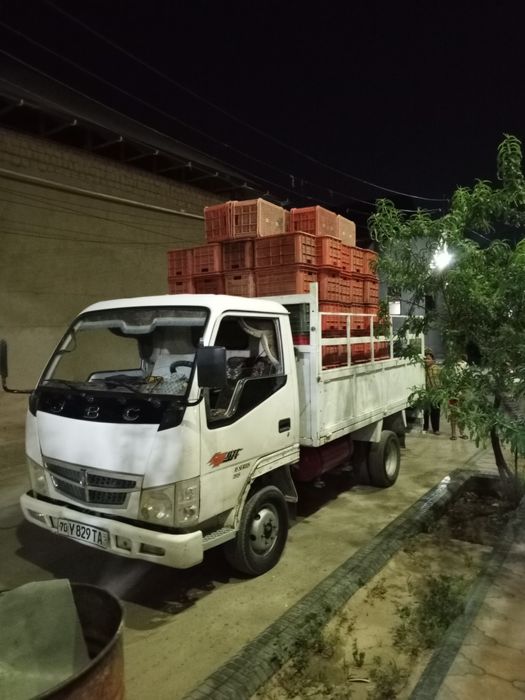 Yuk tashish xizmati Qarshi 2.5 3 tonna gacha