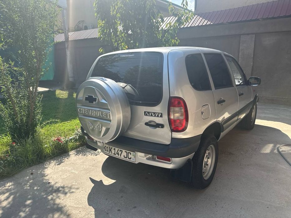 Shevrolet Niva 21 13