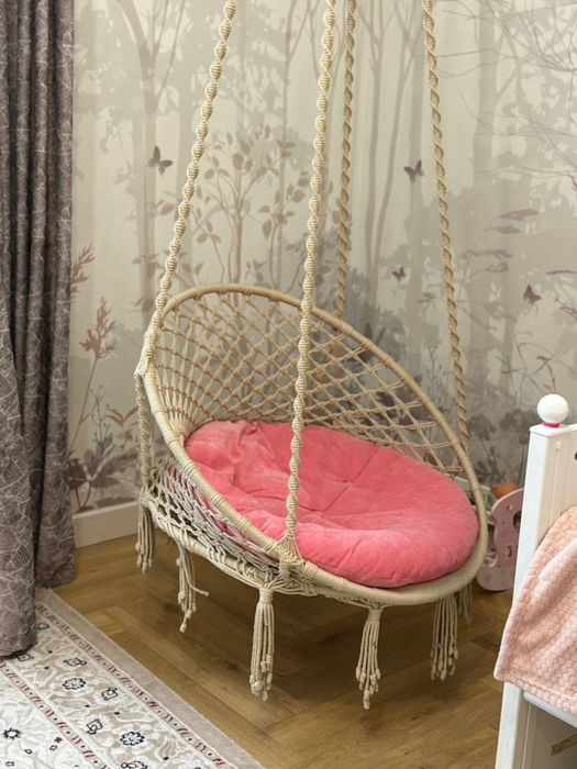 Продам качелю подвесную