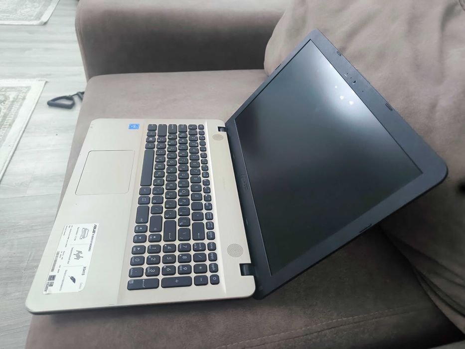 Ноутбук ASUS X541S