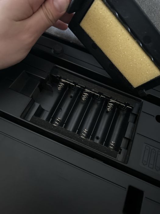 Продам синтезатор yamaha psr e203