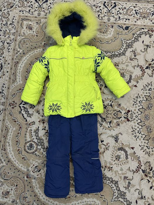 Продам комбинезон зимний детский
