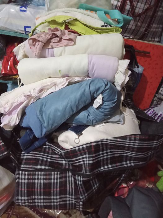 Отдам даром женские и детский