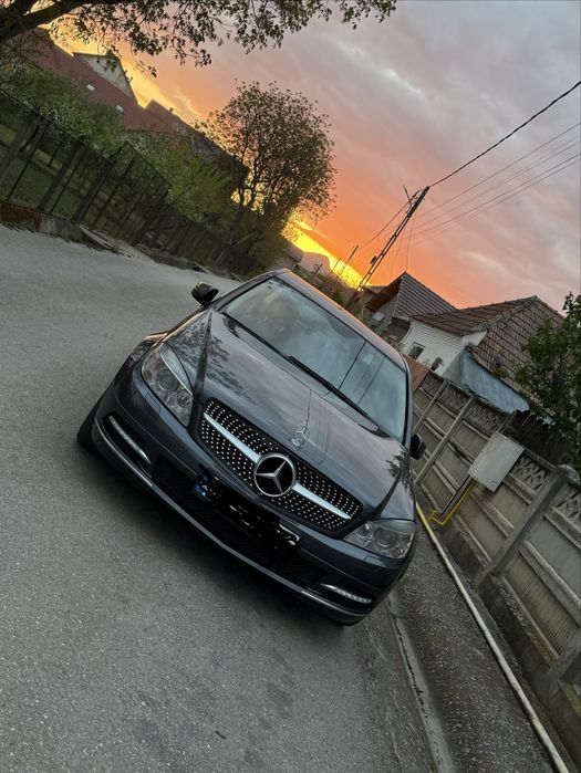 Vand sau schimb Mercedes c250
