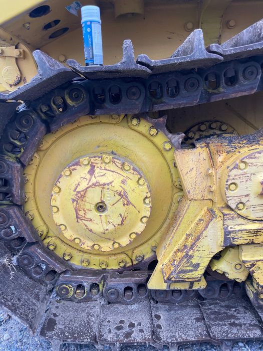 Бульдозер Komatsu 275