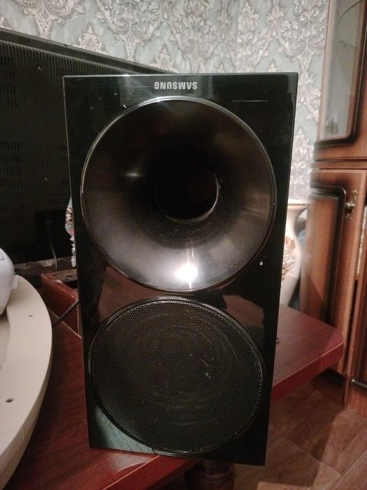 Колонка на телевизор