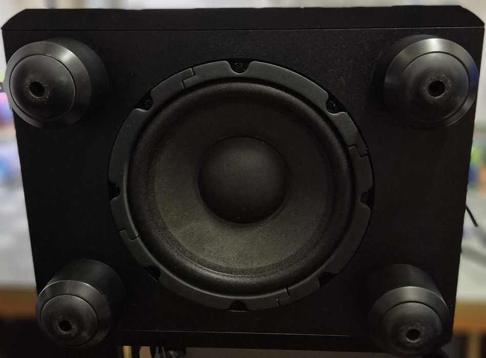 JBL SUB 200/230 активен субуфер