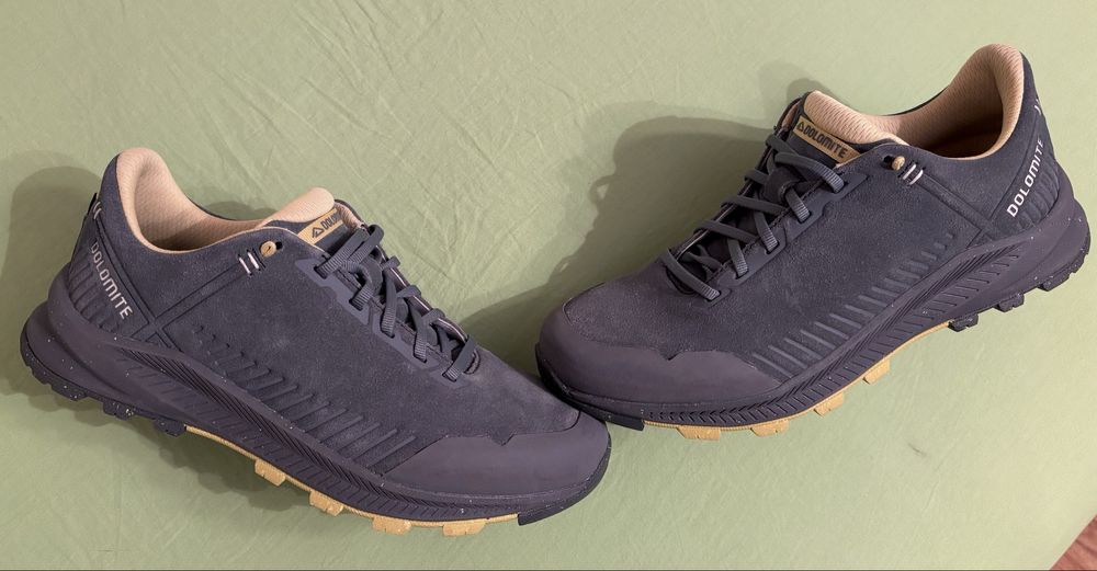 La Sportiva номер 44 и Dolomite 41 2/3, туристически обувки маратонки