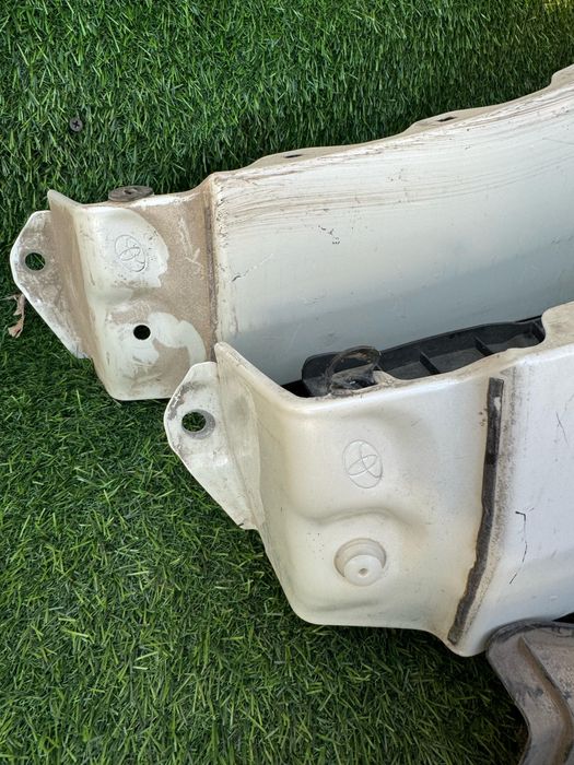 Крыло Тойота прадо 150 перед