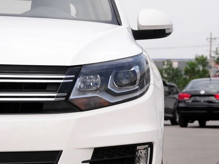 Set sticle far Volkswagen Tiguan 2013-2017 sticla stanga/dreapta