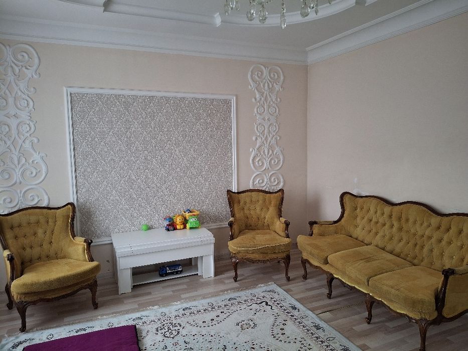 Мебель гостинный Антикварный