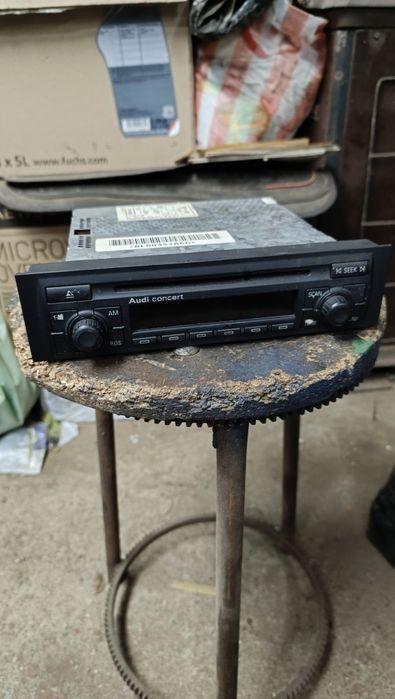 Оригинално радио за Ауди а3