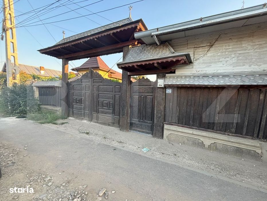 Casa + Spatiu Comercial, 100 mp, DN71