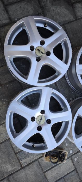 Jante aliaj Logan Sandero clio Megane scenic Opel Corsa astra