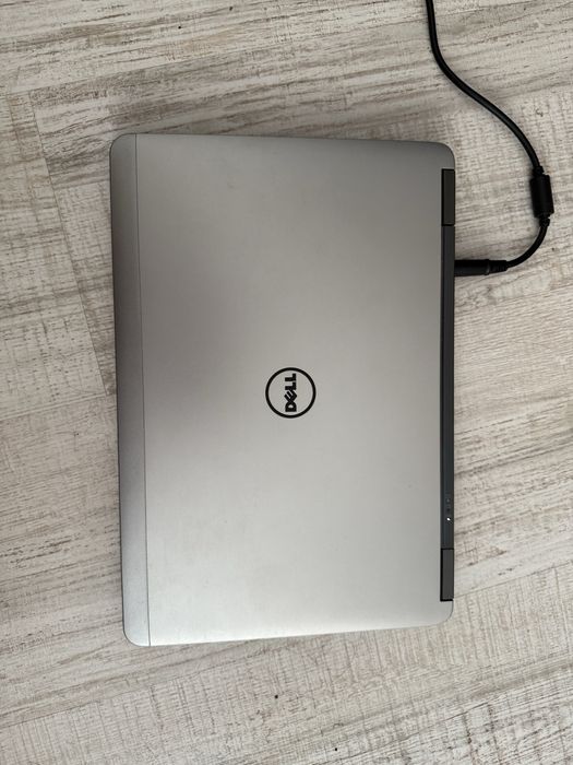 Laptop dell latitude 7240 i5-4300u