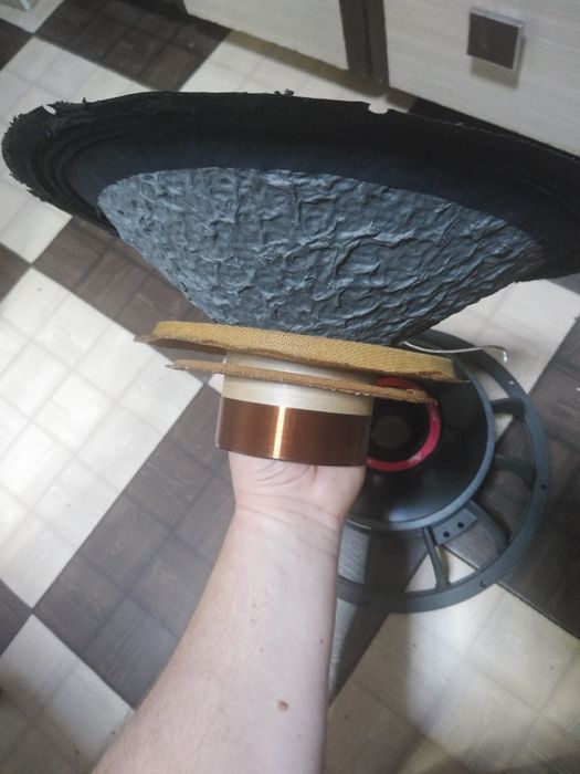 Reparatii-service, rebobinare difuzoare, subwoofere JBL,Sony,Pioneer