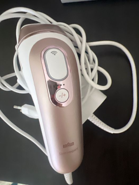 Vând epilator Braun skin-i-expert