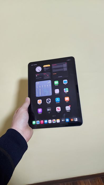 Ipad air m3 (2025 oktyabr) 128 gb 17 sikl