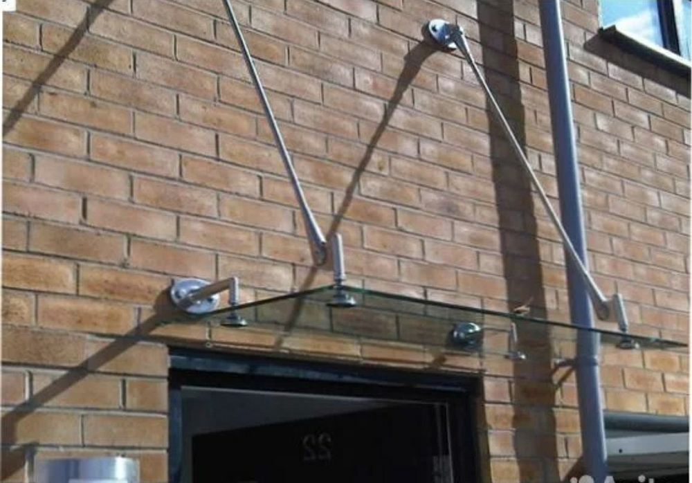 Стекляныйе навесы козырьки