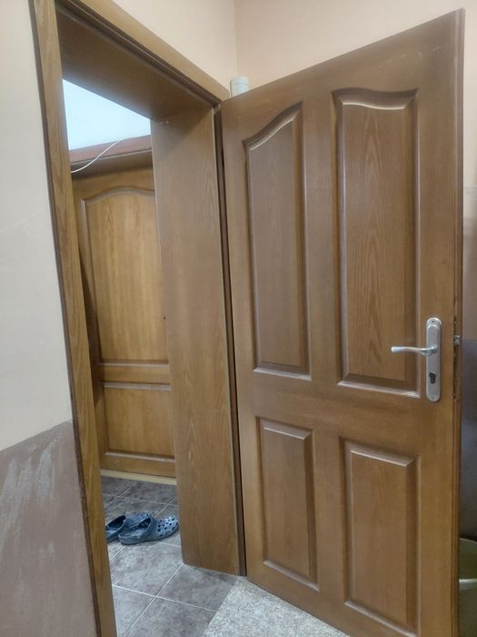 Интериорни врати