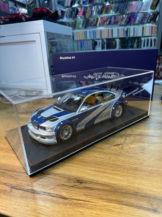 Bmw m3 e46 Gtr 1:18 колекционная моделька