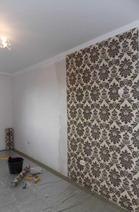 город Павлодар. Поклейка не дорого