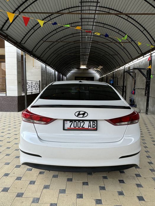 Hyundai 2018 2куб
