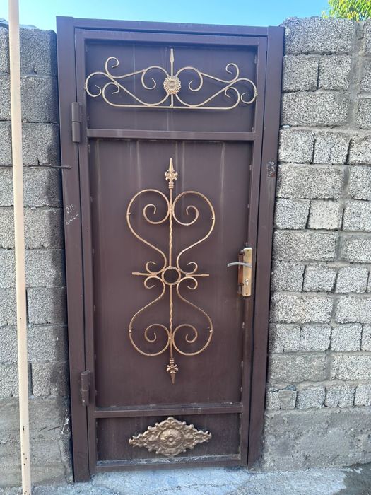Продам ворота для дома