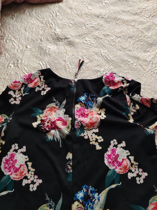 Пролетно есенна рокля